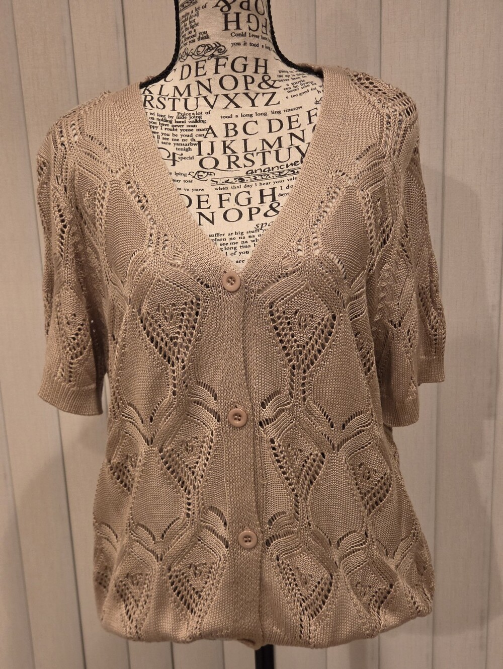Grace Karin Beige Openwork Knit Button-Front Cardigan               Size Large